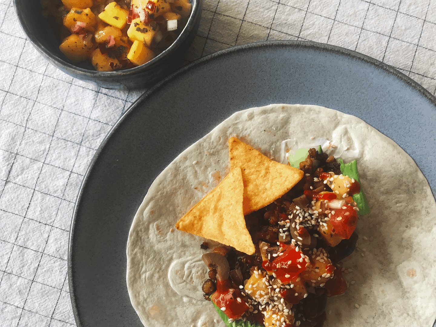 Tempeh tacos med mangosalsa